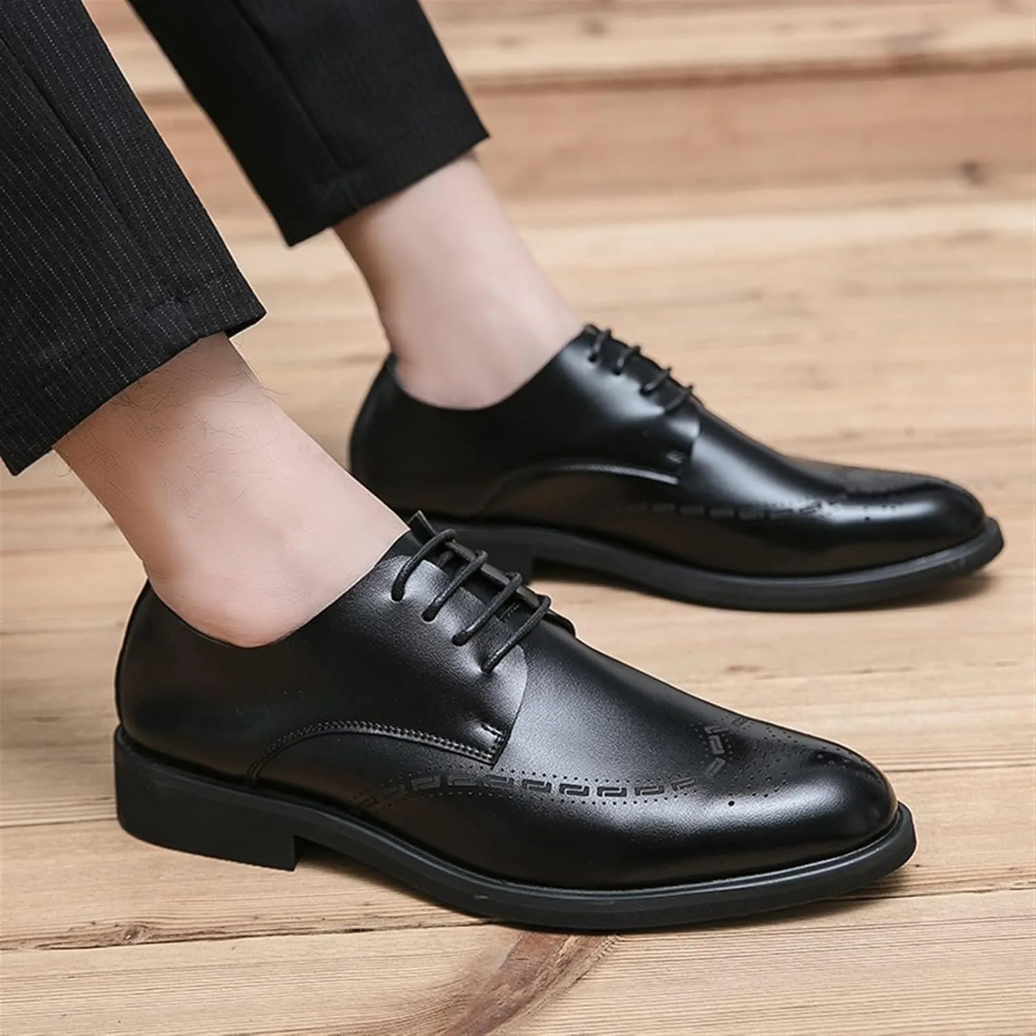 Leather Brogue Shoes for Men Dress Formal Business Man Casual Shoe Round Toe Slip-On Solid Handmade Dress Shoes for Men