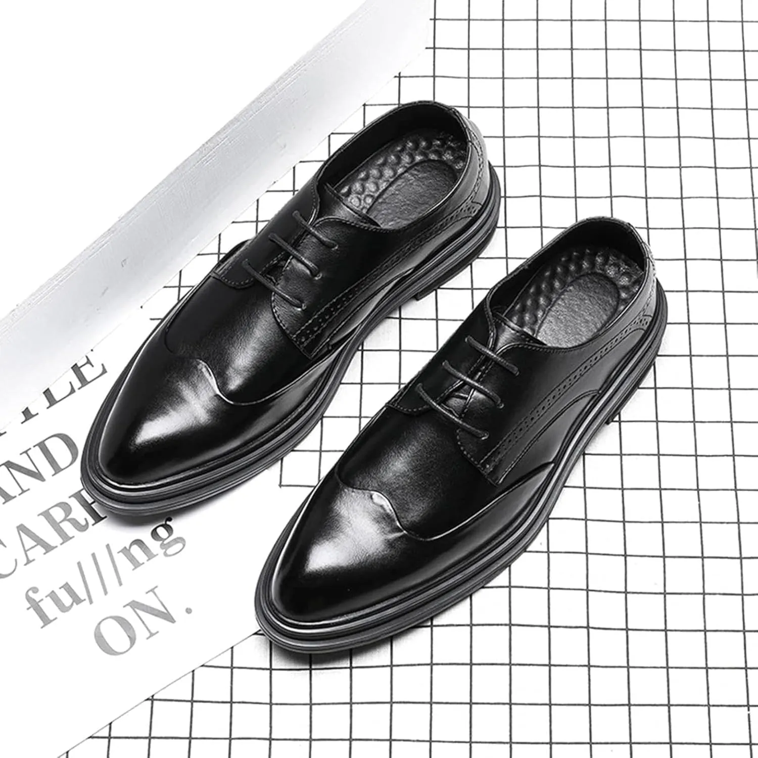 Men's Formal Shoes Spring and Autumn Casual Lace up Brogue Shoes Italian Style Leather Pointed Shoes Groom Formal Oxford Shoes