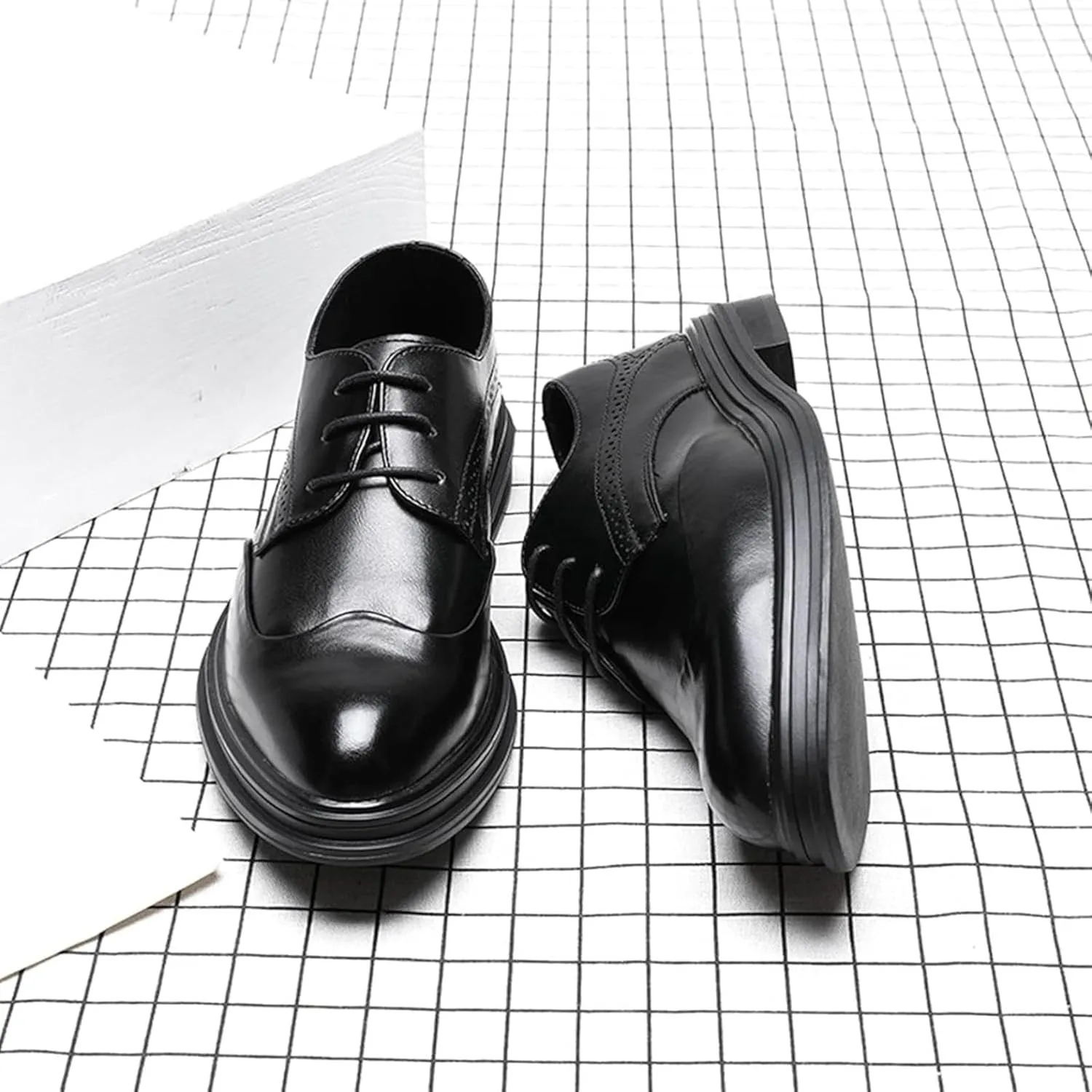 Men's Formal Shoes Spring and Autumn Casual Lace up Brogue Shoes Italian Style Leather Pointed Shoes Groom Formal Oxford Shoes